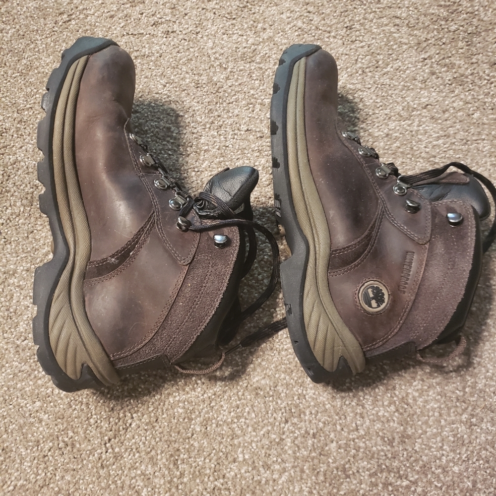 WOMENS TIMBERLAND HIKING BOOTS